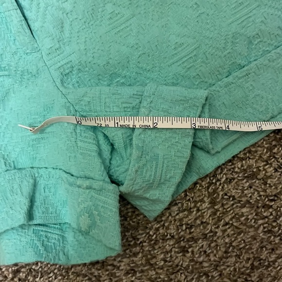 Maurice’s Women's Textured Aqua chino Shorts size 1/2 - Picture 8 of 9